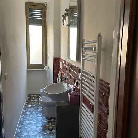 Casacciuga - And Bright Flat With Air Conditioning 公寓